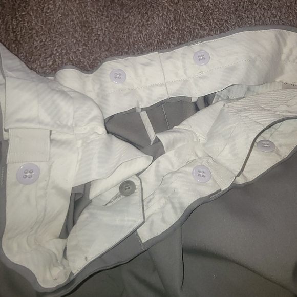 GS gray 52/30 pleated and cuffed dress slacks with reinforced suspender buttons - Picture 6 of 9